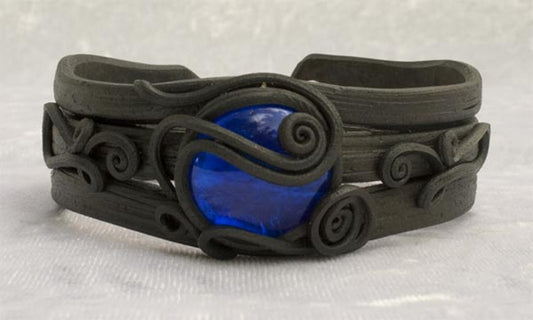 Armreifen mit Glas (rund blau)