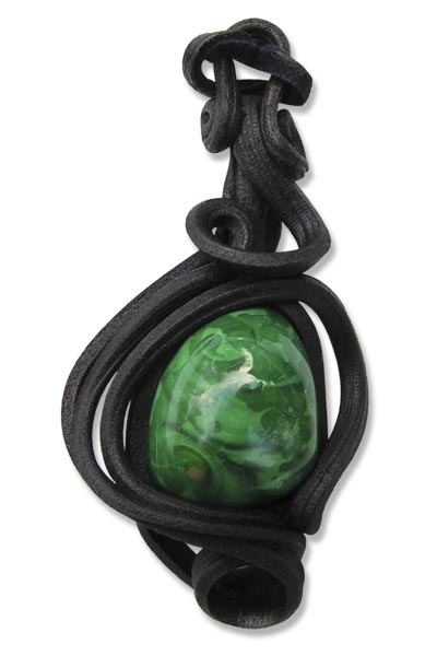 Anhänger mit Malachit (Stein)
