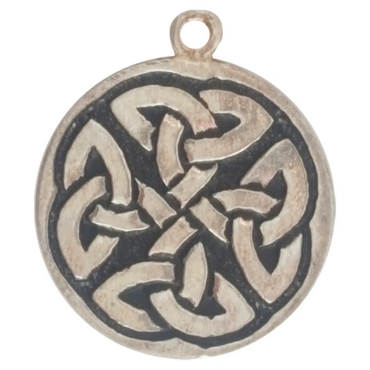 Shield of the Four Directions (L5) Charm Amulet